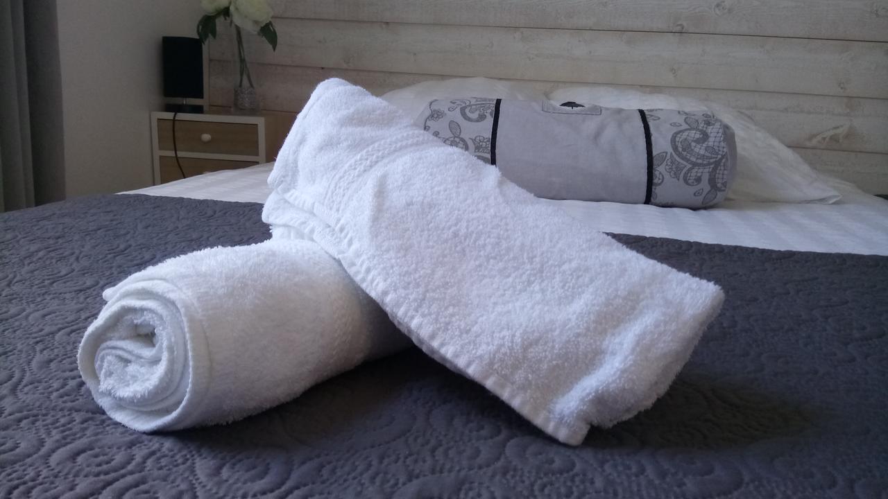 Maison De Ville Bed & Breakfast Мани-ан-Вексан Екстериор снимка