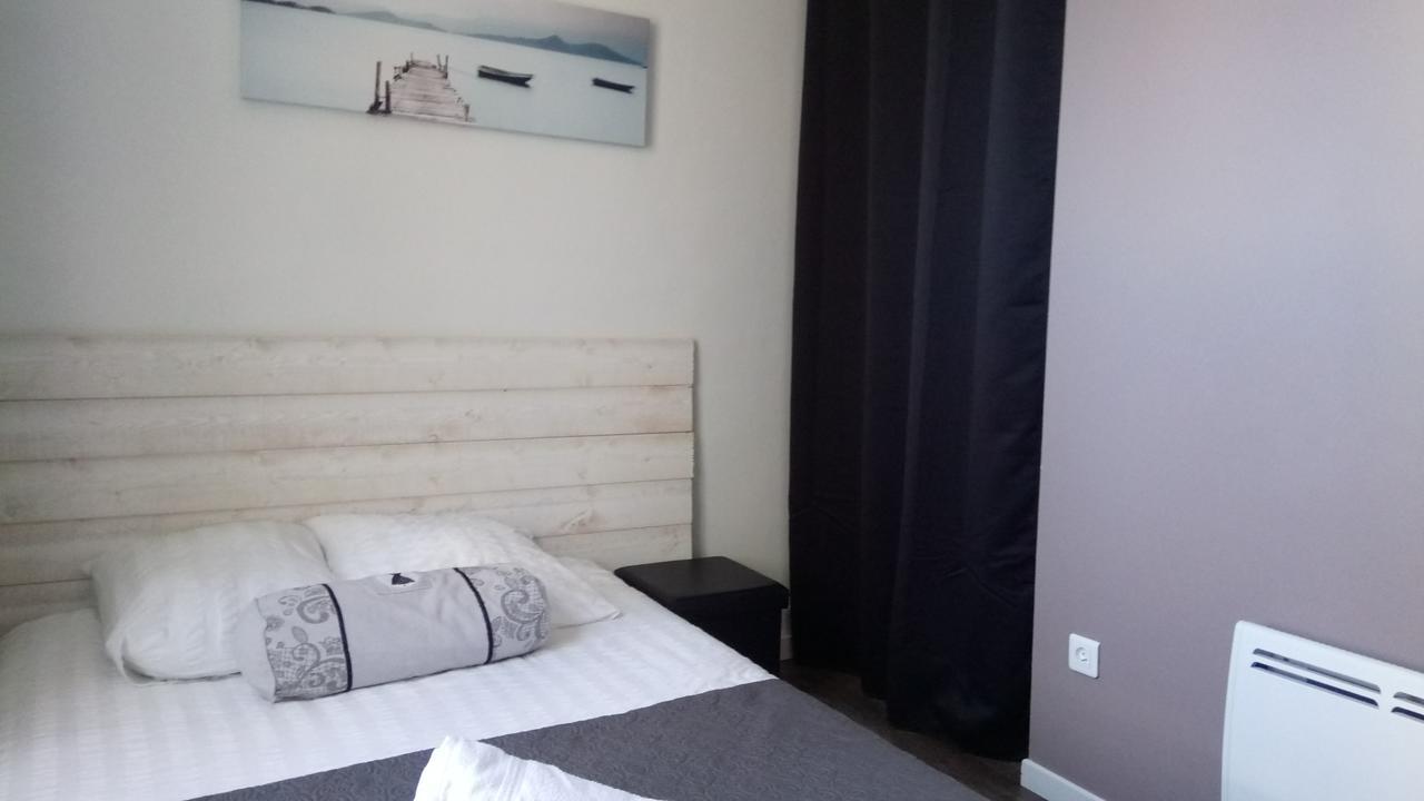 Maison De Ville Bed & Breakfast Мани-ан-Вексан Екстериор снимка