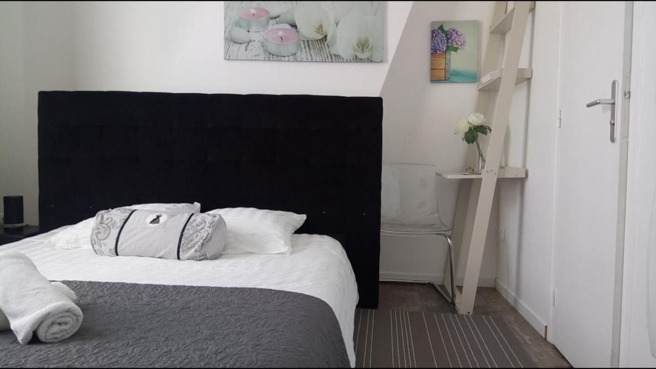 Maison De Ville Bed & Breakfast Мани-ан-Вексан Екстериор снимка